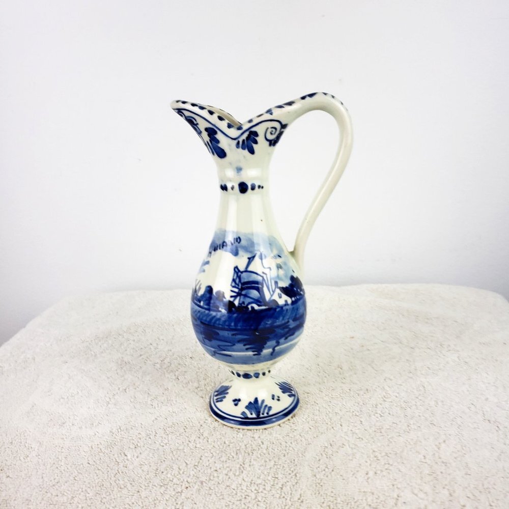 Delft Blauw Holland Pitcher